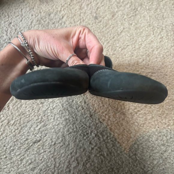 Patagonia Maha Breathe Mesh Leather Black Women's Flats - Picture 5 of 13